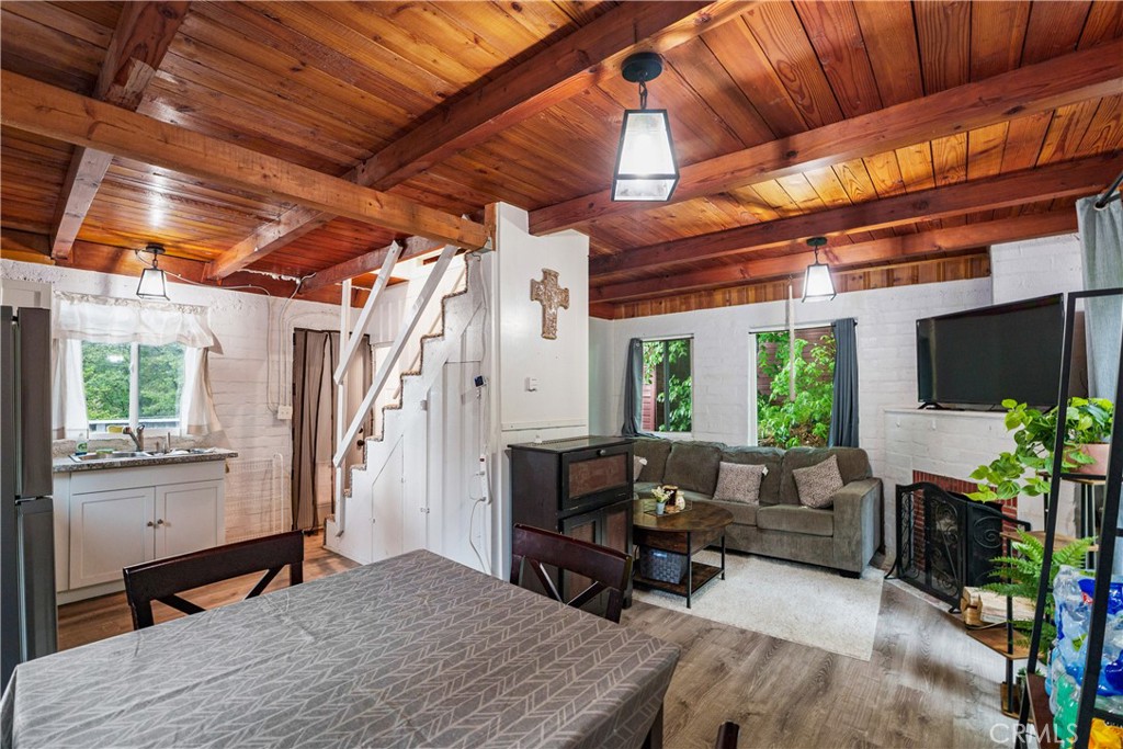 423 Forest Lane Crestline, CA 92325 - Photo 7 of 22