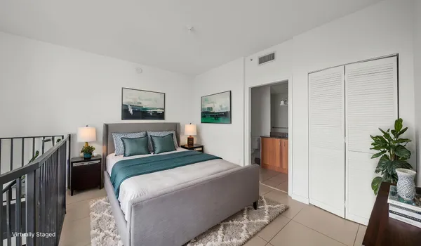$3,100 | 300 South Biscayne Boulevard, Unit L832, Miami, FL 33131