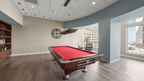 $3,100 | 300 South Biscayne Boulevard, Unit L832, Miami, FL 33131