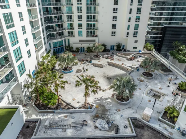 $3,100 | 300 South Biscayne Boulevard, Unit L832, Miami, FL 33131