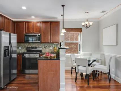 $275,000 | 4650 North Karlov Avenue, Unit 2, Chicago, IL 60630