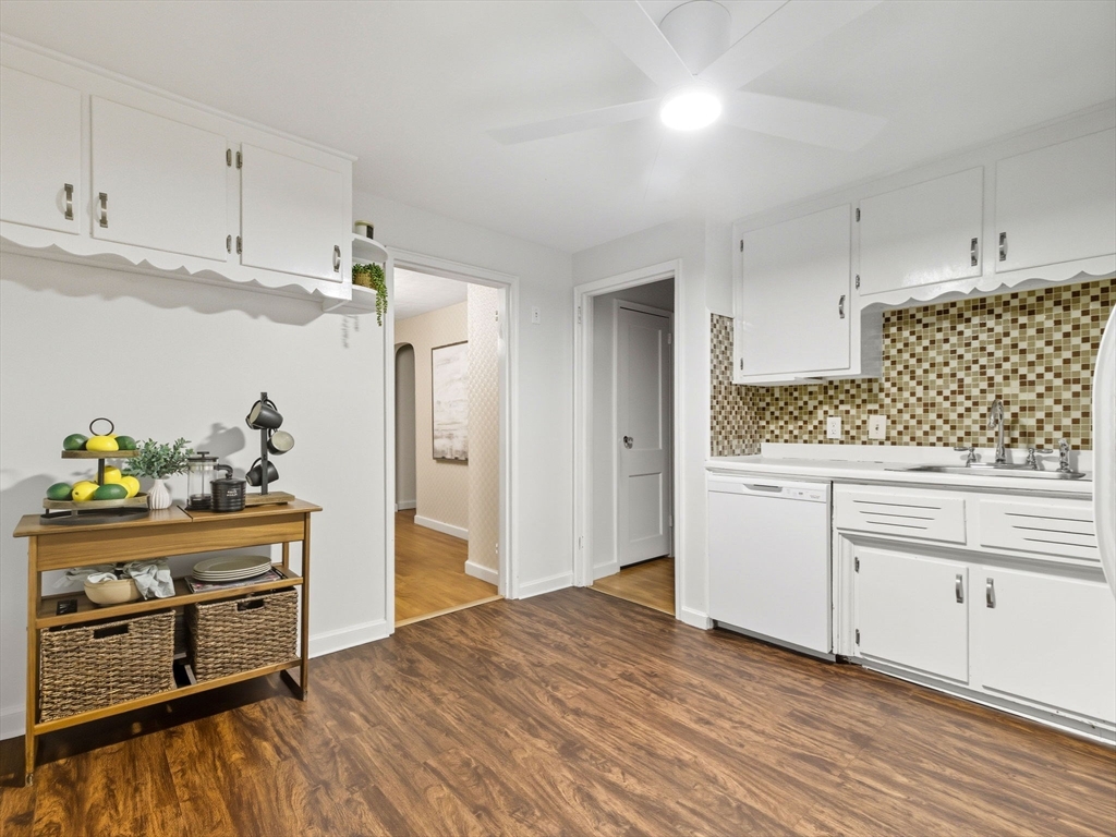 750 Trapelo Road Waltham, MA 02452 - Photo 8 of 31 Gallery Image 8