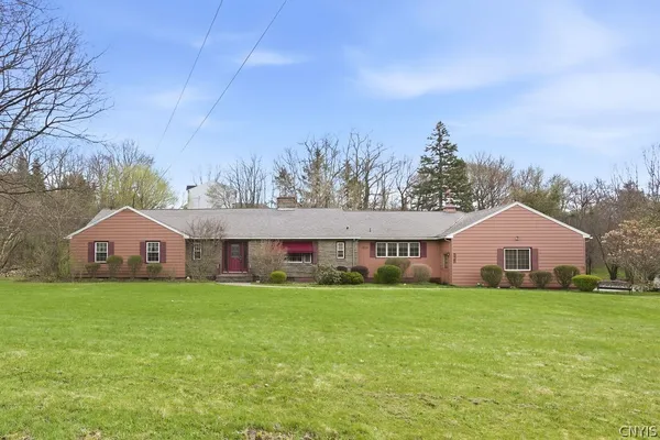 $419,900 | 525 North Orchard Road, Geddes, NY 13209