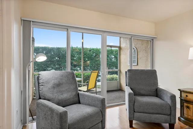 $205,000 | 2400 South Ocean Drive, Unit 816, Fort Pierce, FL 34949