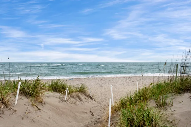 $205,000 | 2400 South Ocean Drive, Unit 816, Fort Pierce, FL 34949