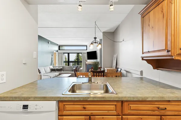 $429,000 | 201 Old Mill Road, Unit A7, Killington, VT 05751