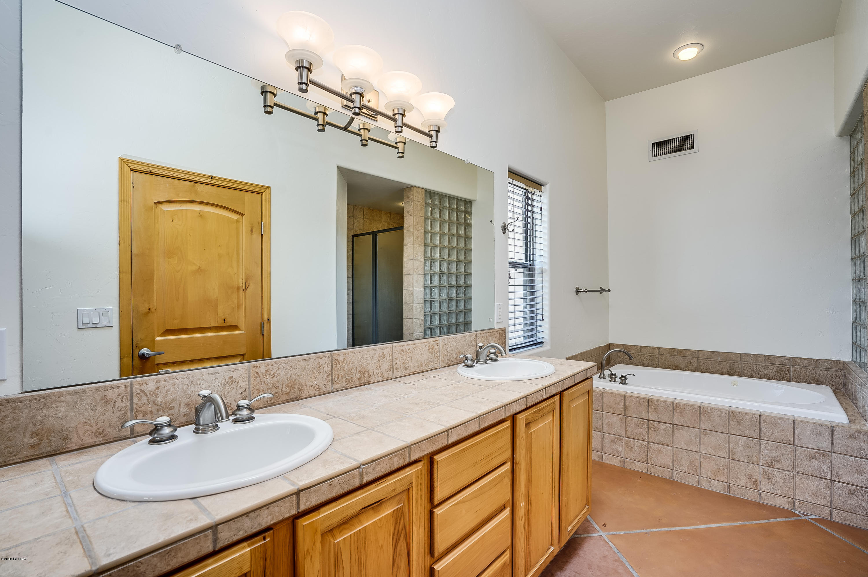 14570 East Cir H Ranch Place Vail, AZ 85641 - Photo 24 of 50