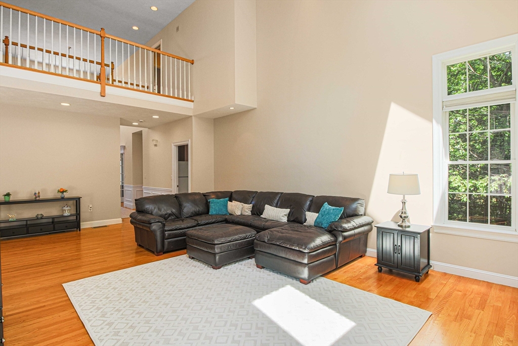 17 Dudley Road Mendon, MA 01756 - Photo 18 of 39