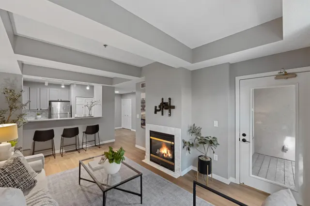 $289,900 | 645 North 1st Street, Unit 305, Minneapolis, MN 55401