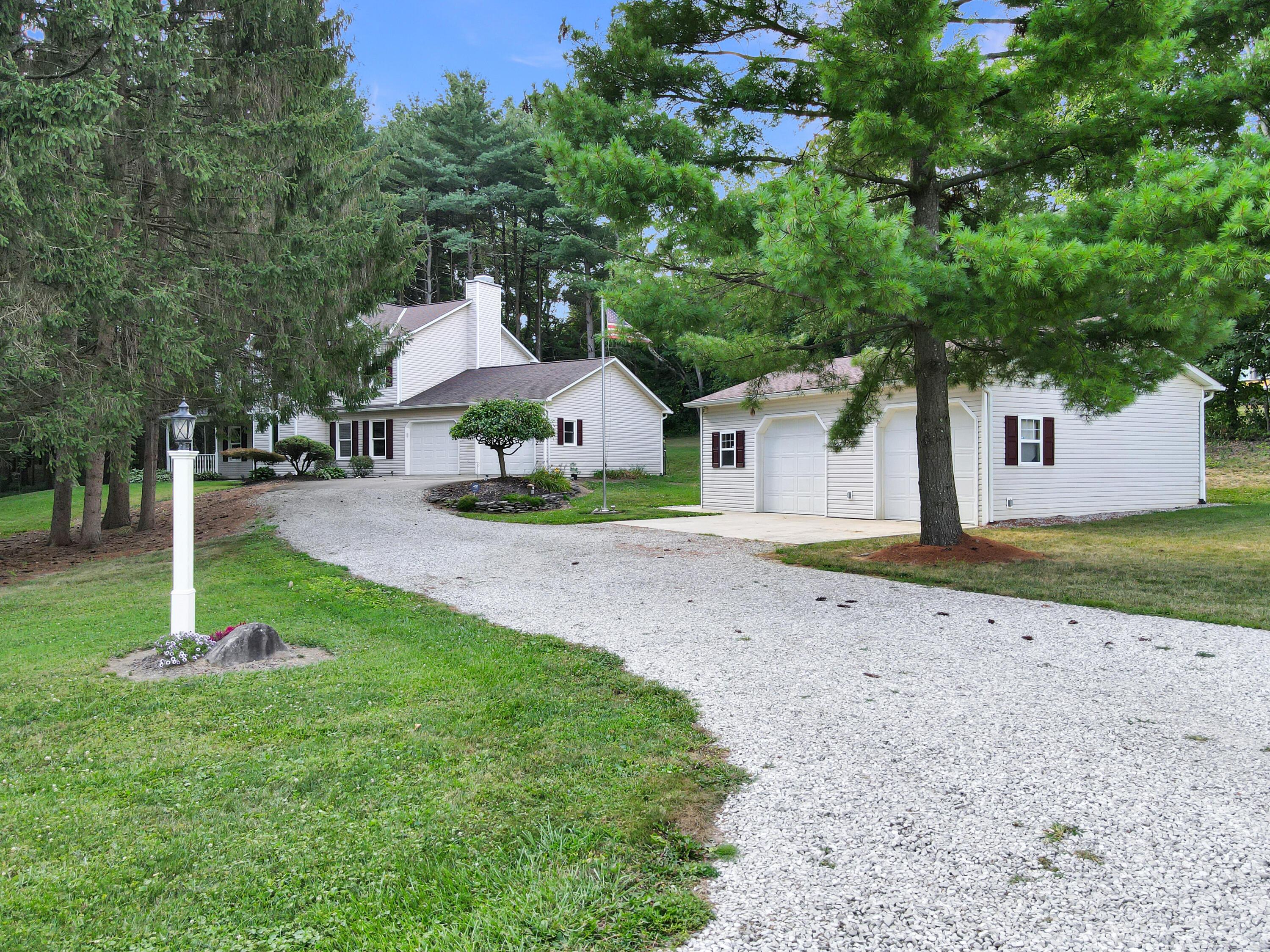 3440 Wheeling Road Northeast Lancaster, OH 43130 - Photo 2 of 39 dji_fly_20240801_172726_23_1722547656232