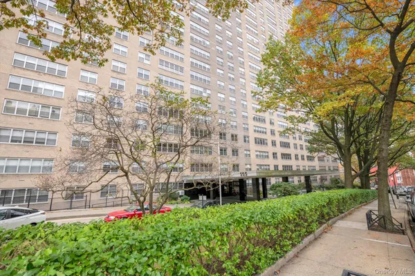 $249,999 | 555 Kappock Street, Unit 26U | Spuyten Duyvil