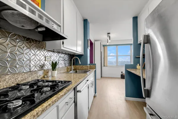 $249,999 | 555 Kappock Street, Unit 26U | Spuyten Duyvil