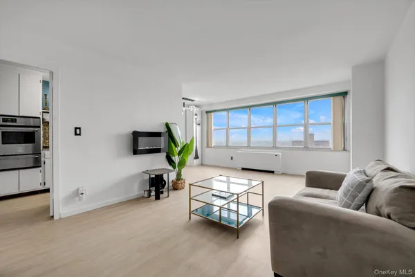 $249,999 | 555 Kappock Street, Unit 26U | Spuyten Duyvil