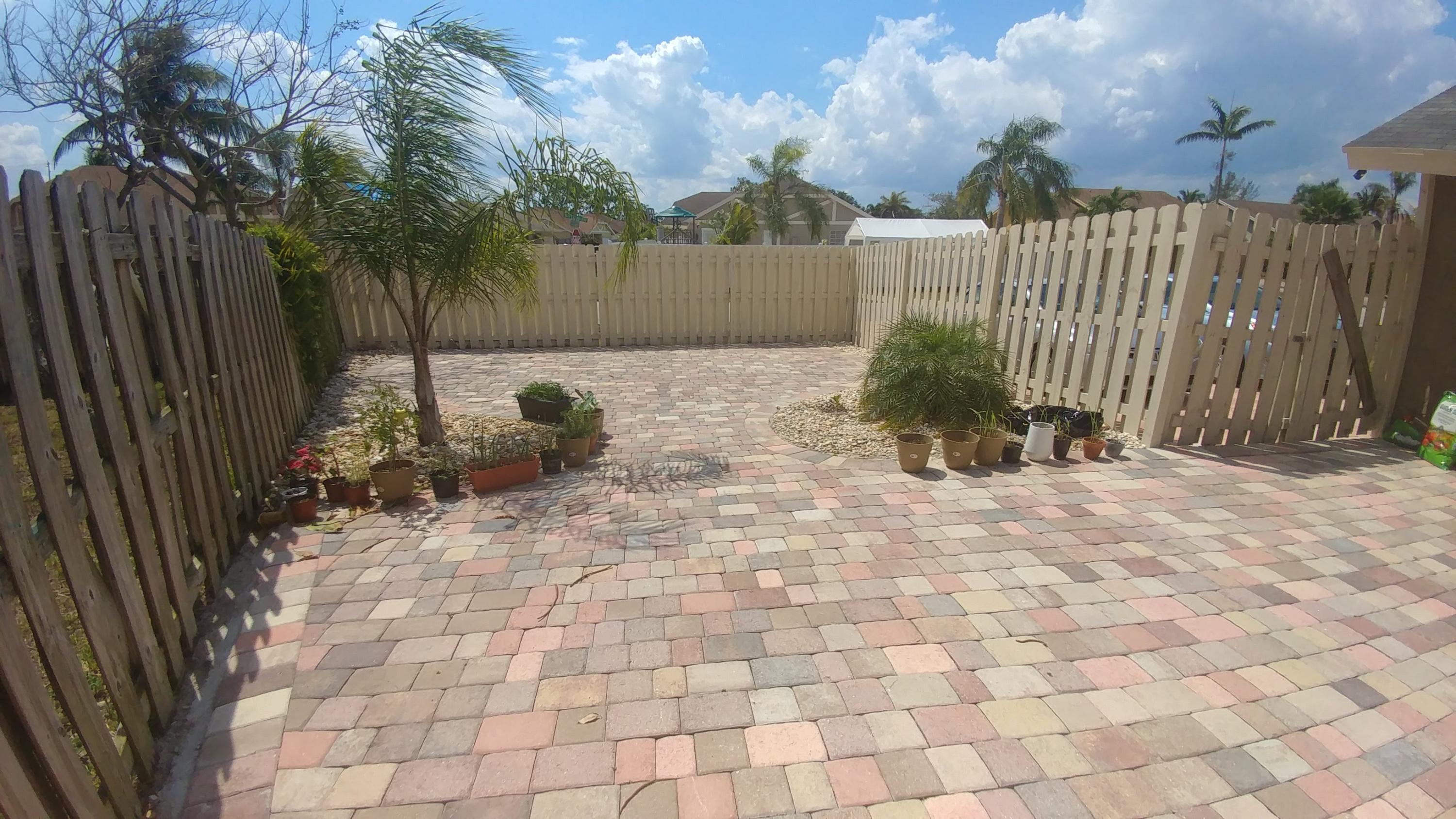 10560 Boca Entrada Boulevard Boca Raton, FL 33428 - Photo 14 of 19 Backyard
