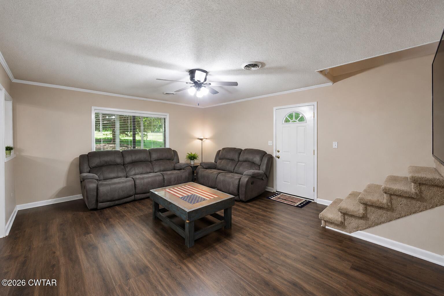 117 Walnut Grove Road Milan, TN 38358 - Photo 9 of 30 livingroom