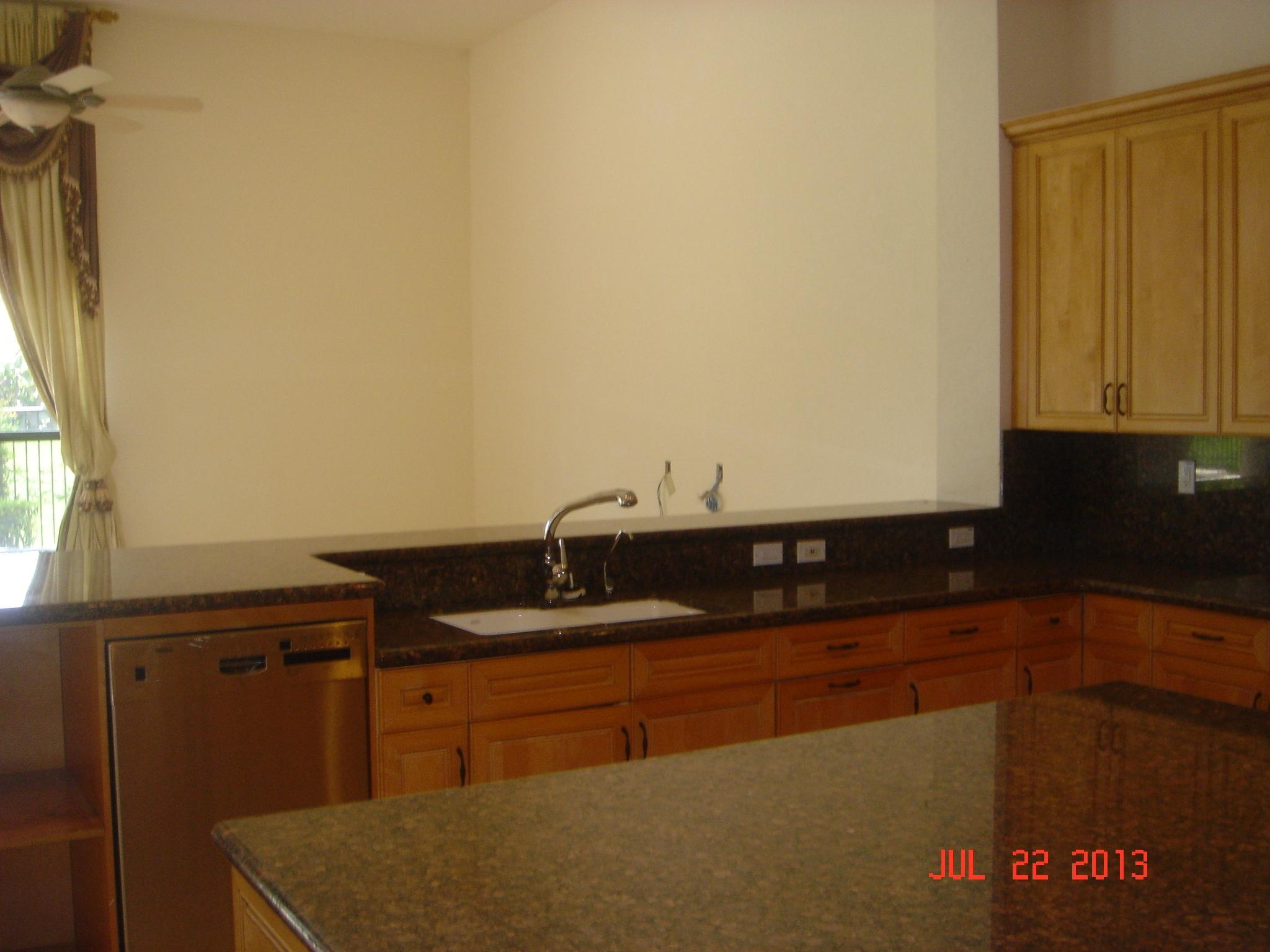 7128 Vía Marbella Boca Raton, FL 33433 - Photo 18 of 54 Kitchen