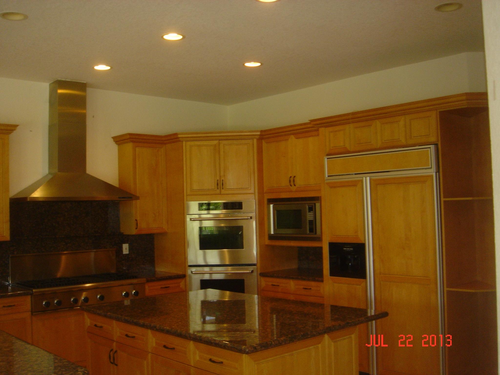 7128 Vía Marbella Boca Raton, FL 33433 - Photo 19 of 54 Kitchen