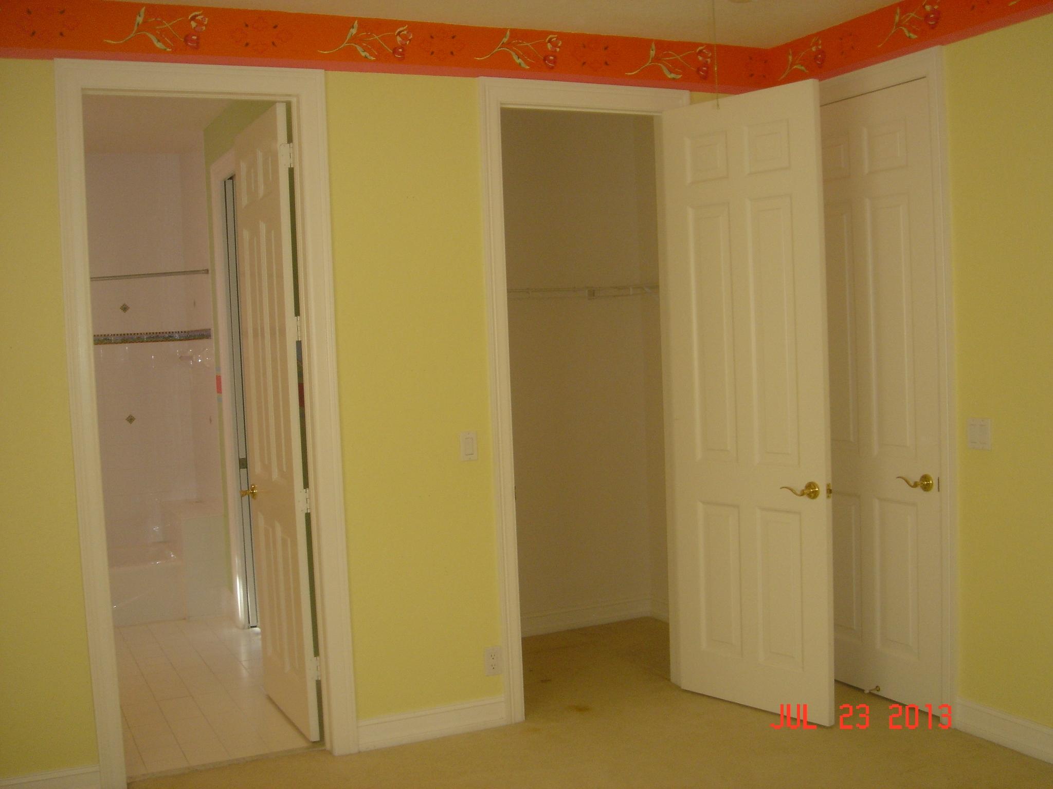 7128 Vía Marbella Boca Raton, FL 33433 - Photo 33 of 54 Closet in bedroom # 7