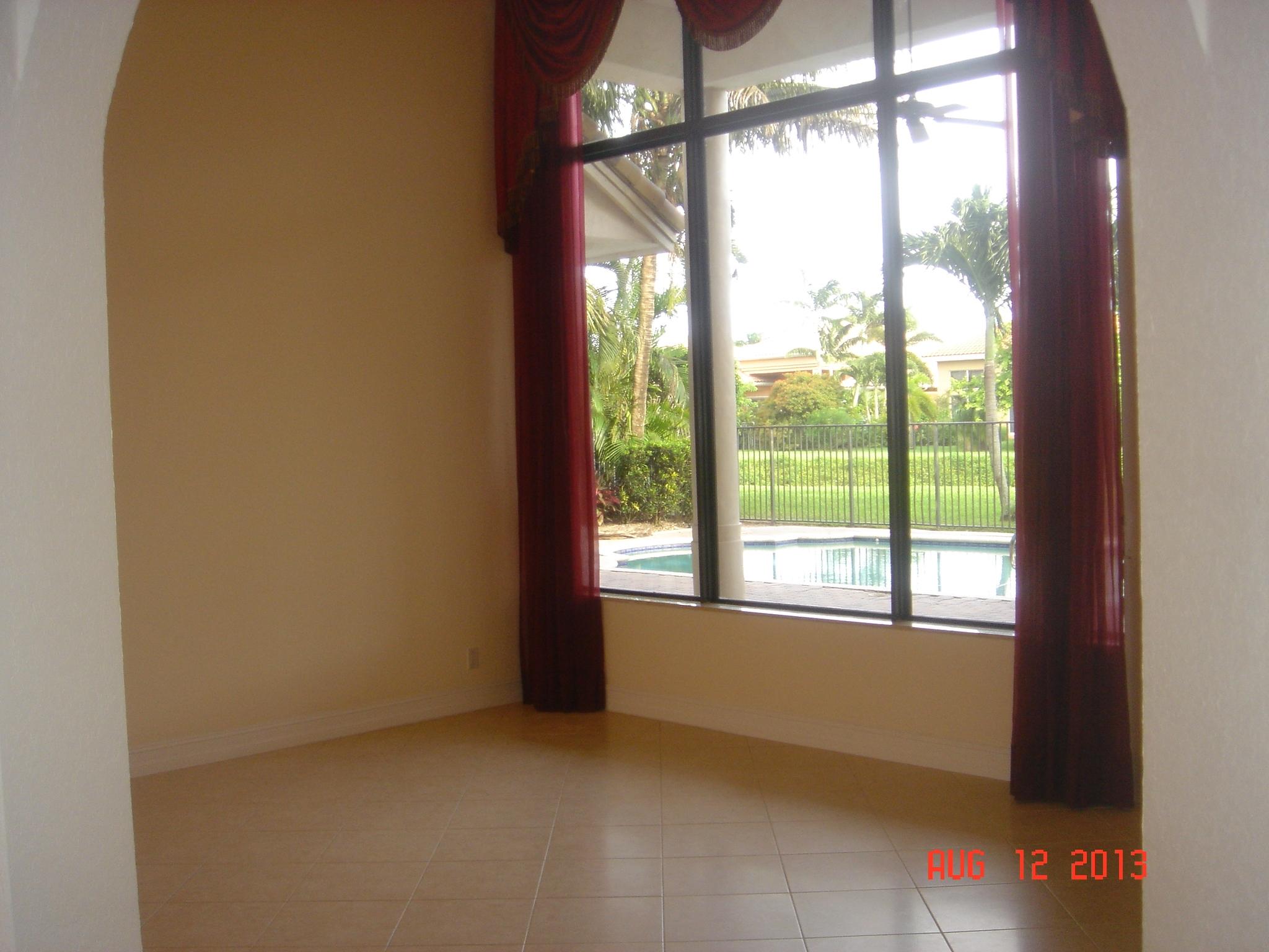 7128 Vía Marbella Boca Raton, FL 33433 - Photo 36 of 54 living room