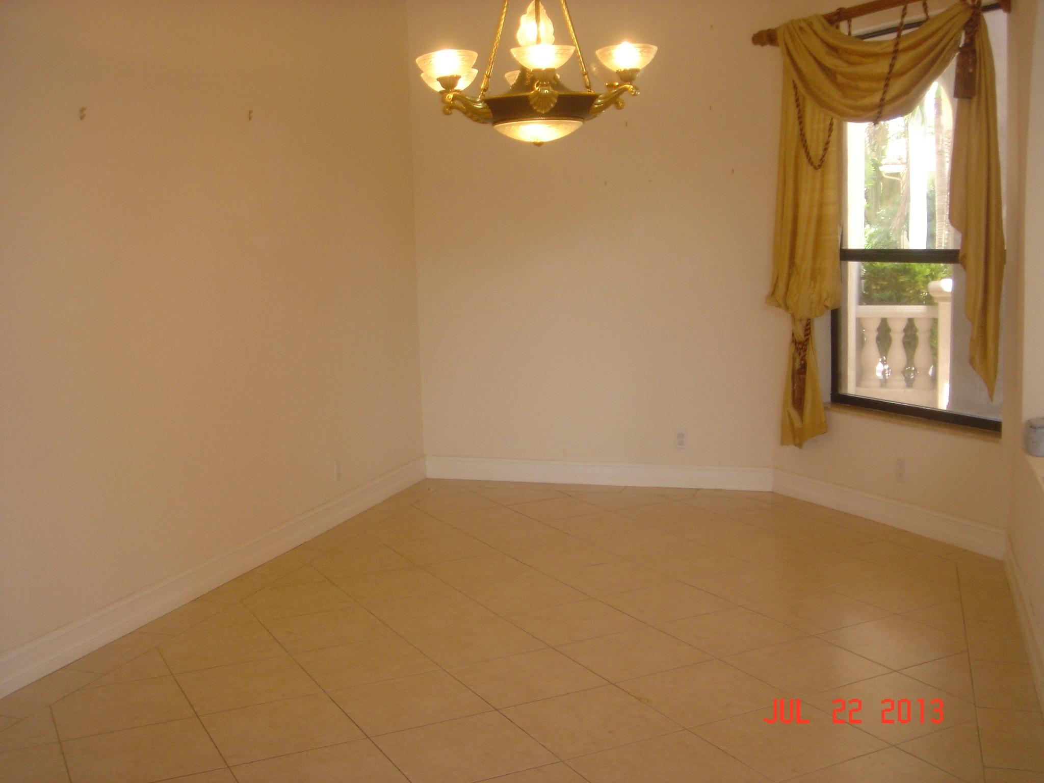 7128 Vía Marbella Boca Raton, FL 33433 - Photo 6 of 54 Dining room