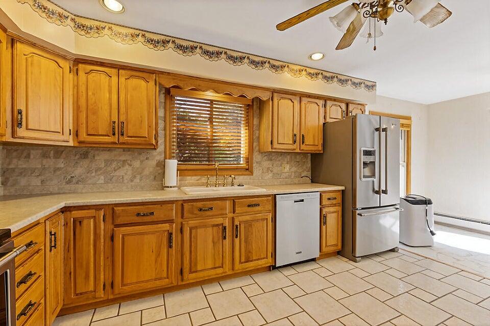 120 Purinton Avenue Augusta, ME 04330 - Photo 10 of 37 10