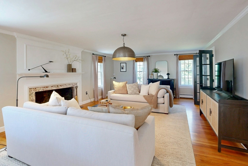 238 Marlboro Road Sudbury, MA 01776 - Photo 4 of 41