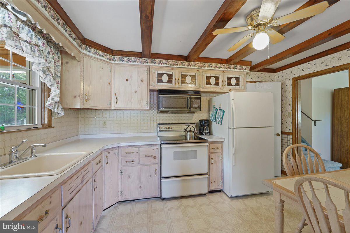 351 Kennerly Road Springfield, PA 19064 - Photo 10 of 34