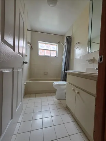 $4,125 | 9034 Southwest 163rd Terrace, Palmetto Bay, FL 33157