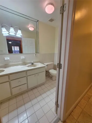 $4,125 | 9034 Southwest 163rd Terrace, Palmetto Bay, FL 33157