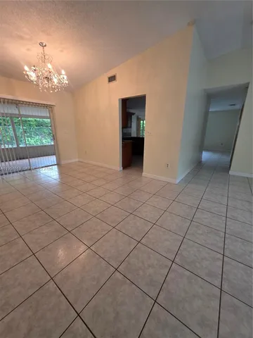 $4,125 | 9034 Southwest 163rd Terrace, Palmetto Bay, FL 33157