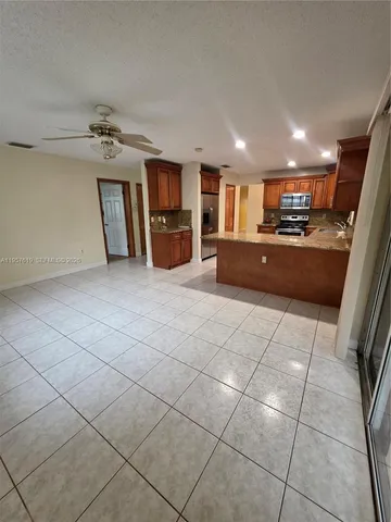 $4,125 | 9034 Southwest 163rd Terrace, Palmetto Bay, FL 33157