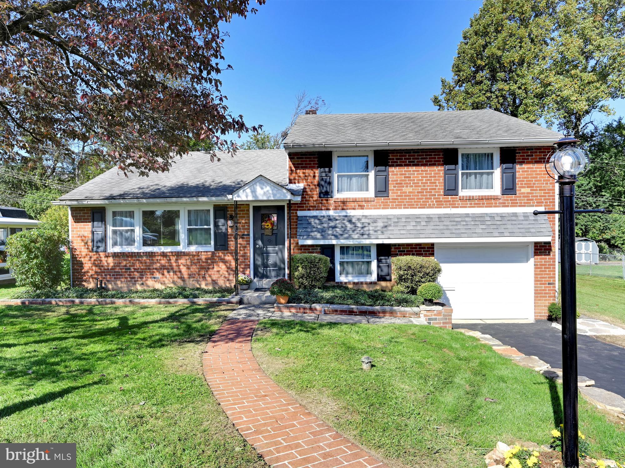 604 Marshall Road Brookhaven, PA 19015 - Photo 3 of 29 Gallery Image 3