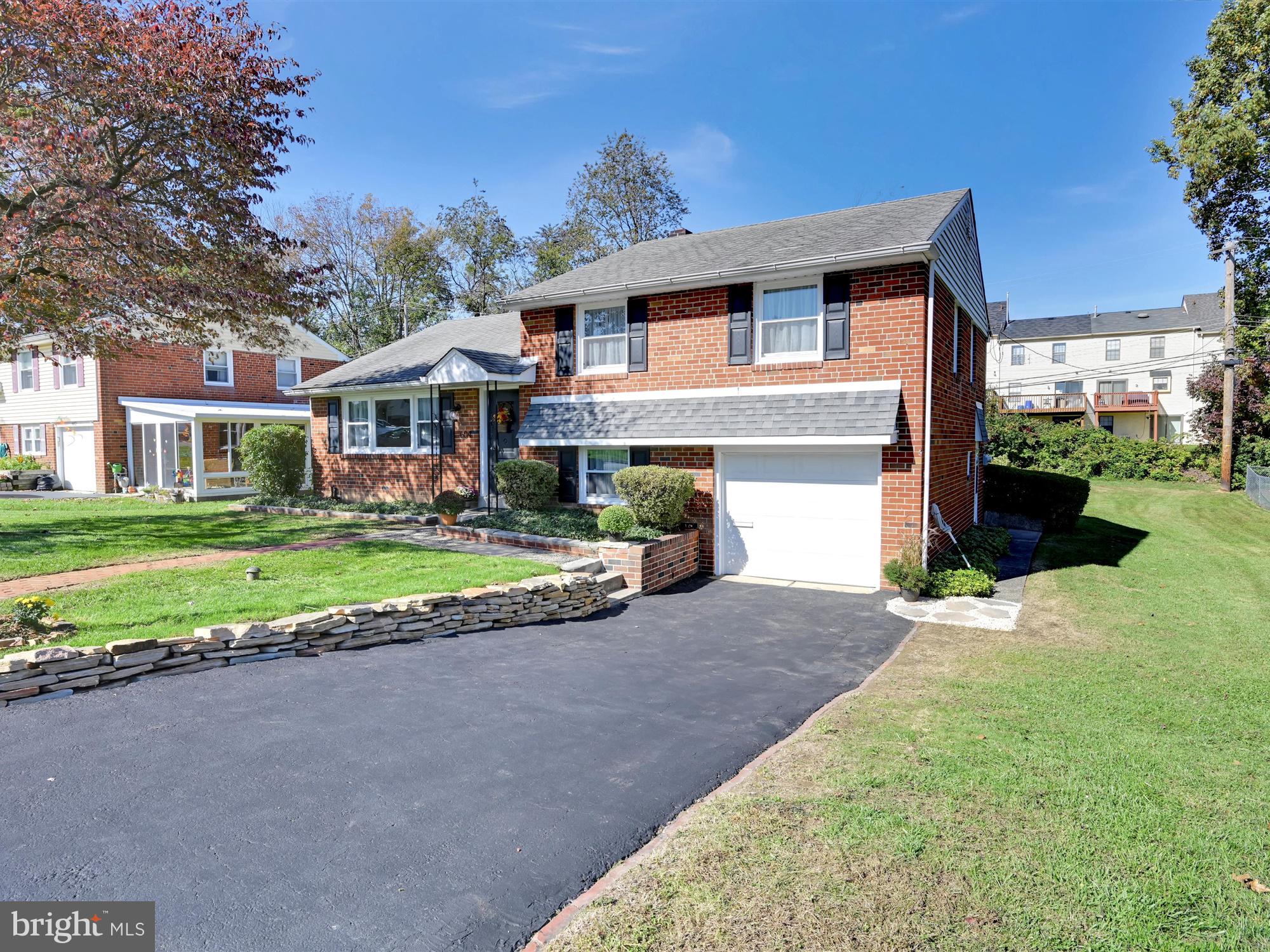 604 Marshall Road Brookhaven, PA 19015 - Photo 5 of 29 Gallery Image 5