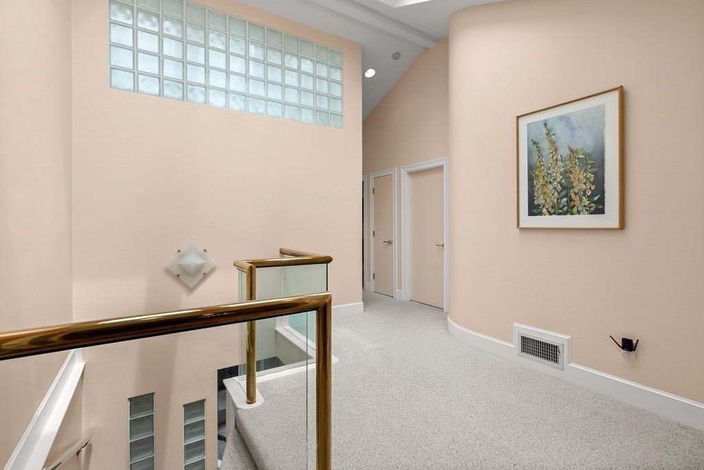 32 Countryside Road Newton, MA 02459 - Photo 14 of 28