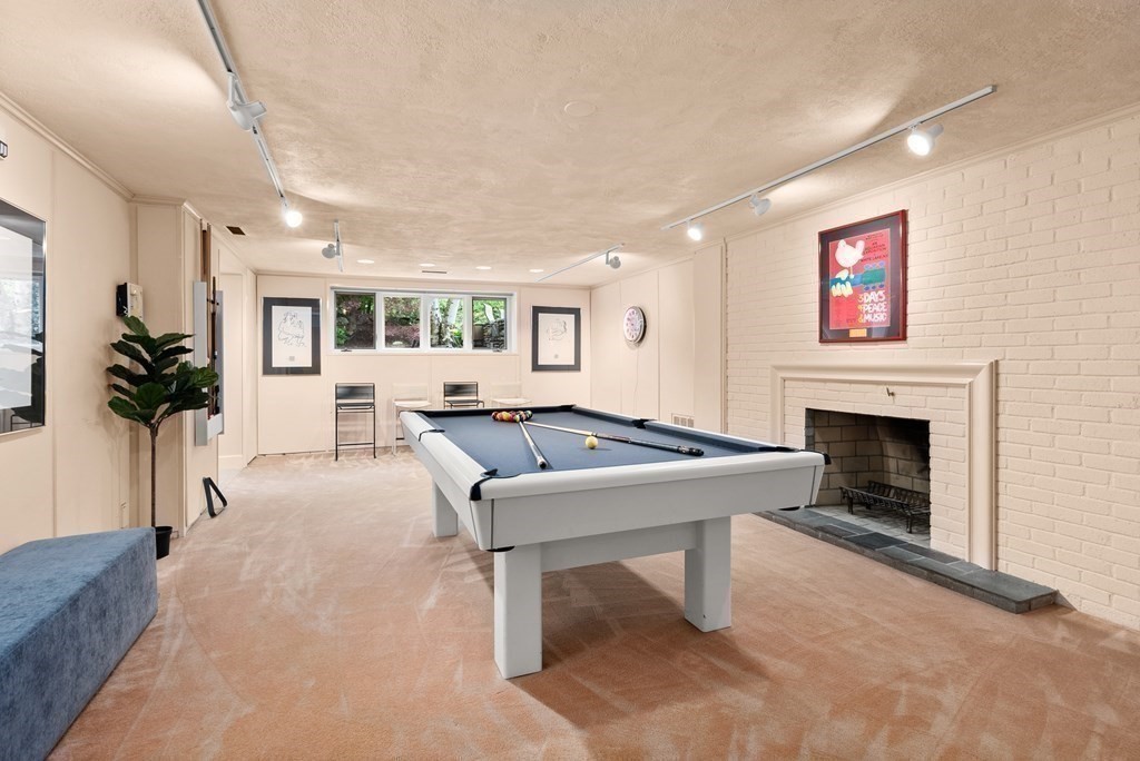 32 Countryside Road Newton, MA 02459 - Photo 20 of 28