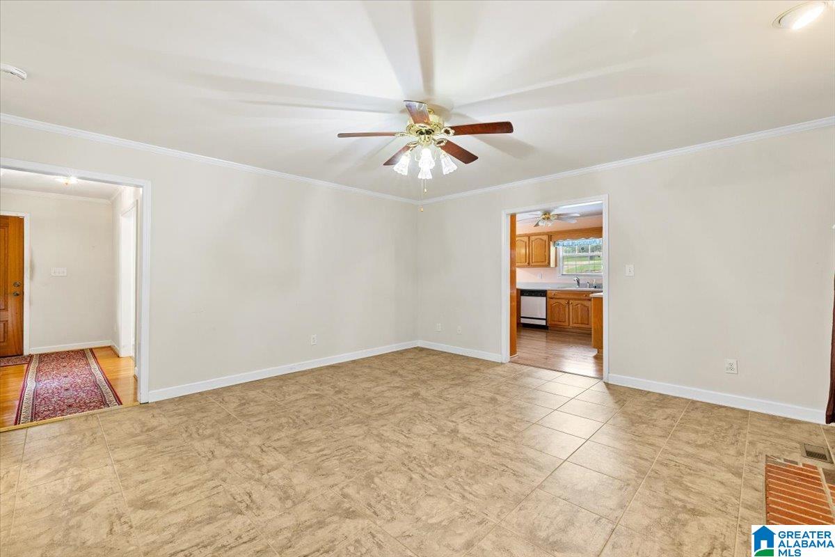 1775 Springville Boulevard Oneonta, AL 35121 - Photo 7 of 30