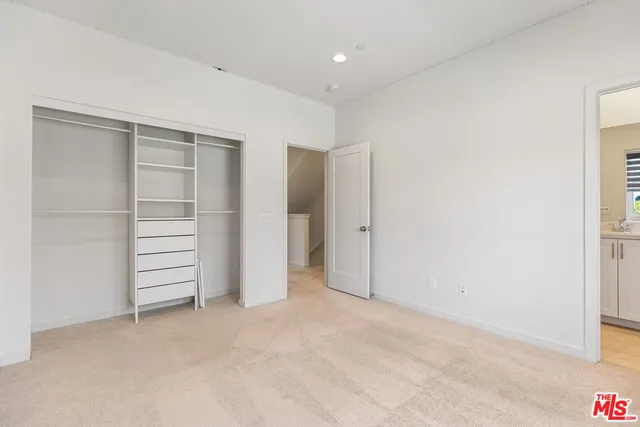 $5,700 | 111 Benchmark, Irvine, CA 92618