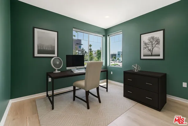 $5,700 | 111 Benchmark, Irvine, CA 92618