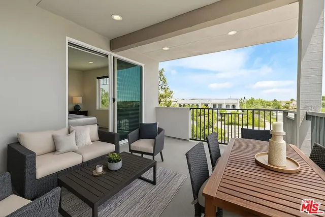 $5,700 | 111 Benchmark, Irvine, CA 92618