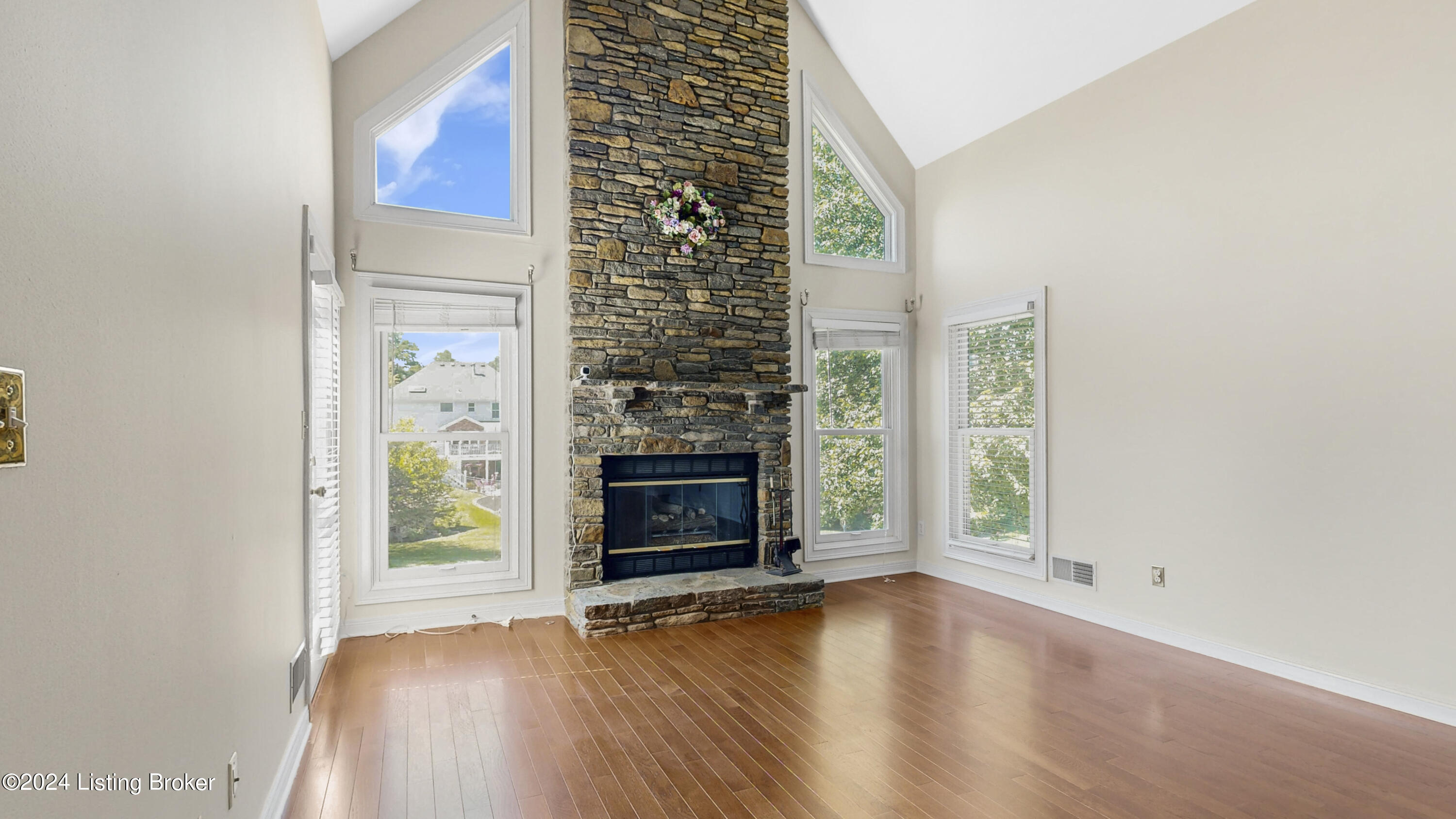10213 Stone School Rd-107
