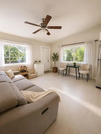 $2,450 | 1557 Northwest 66th Street, Unit 1557, Miami, FL 33147