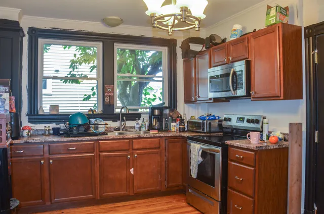 $275,000 | 40 Chapel Street, Augusta, ME 04330