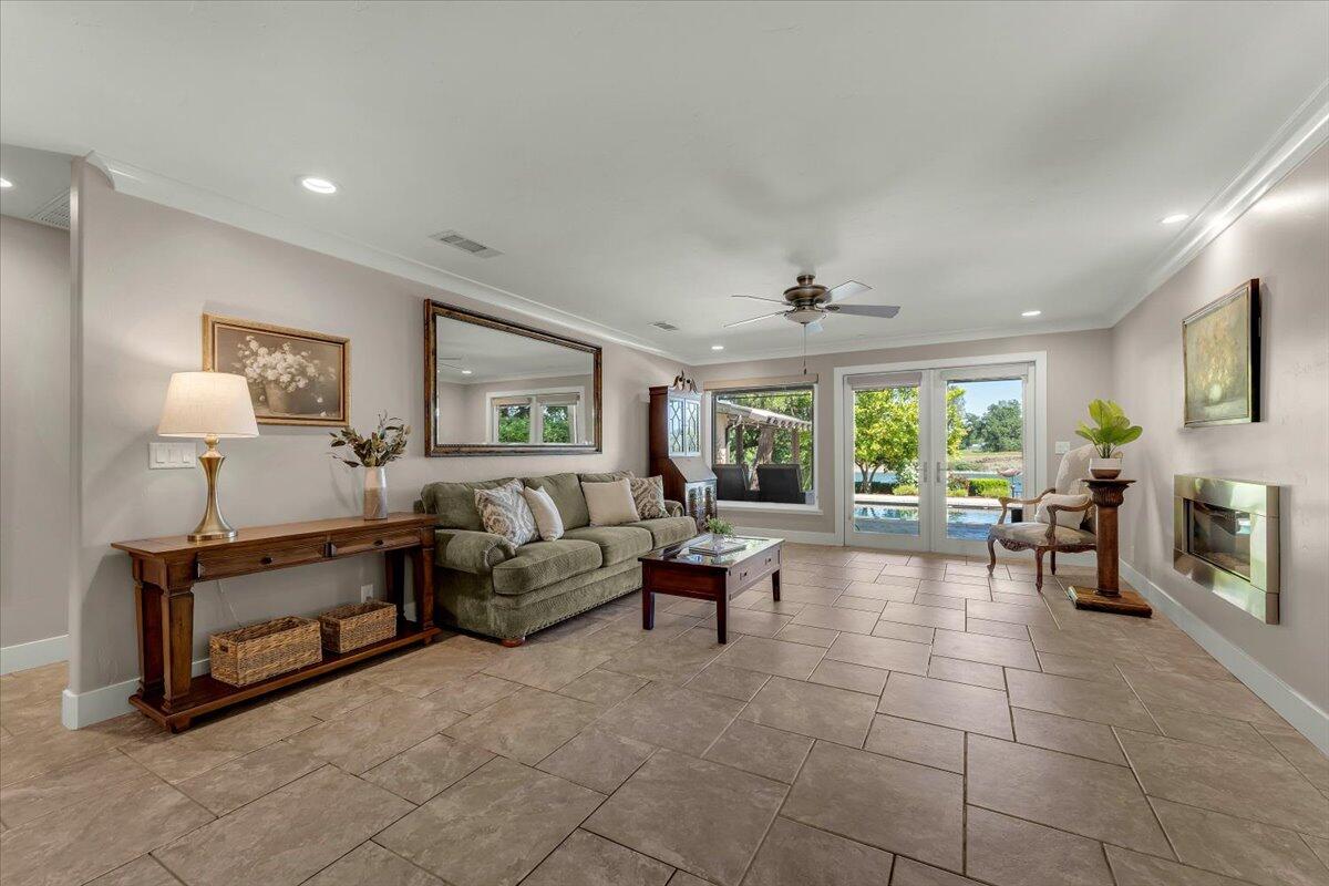 6913 Riverside Drive Redding, CA 96001 - Photo 34 of 88 006-6913 Riverside Dr - I-29