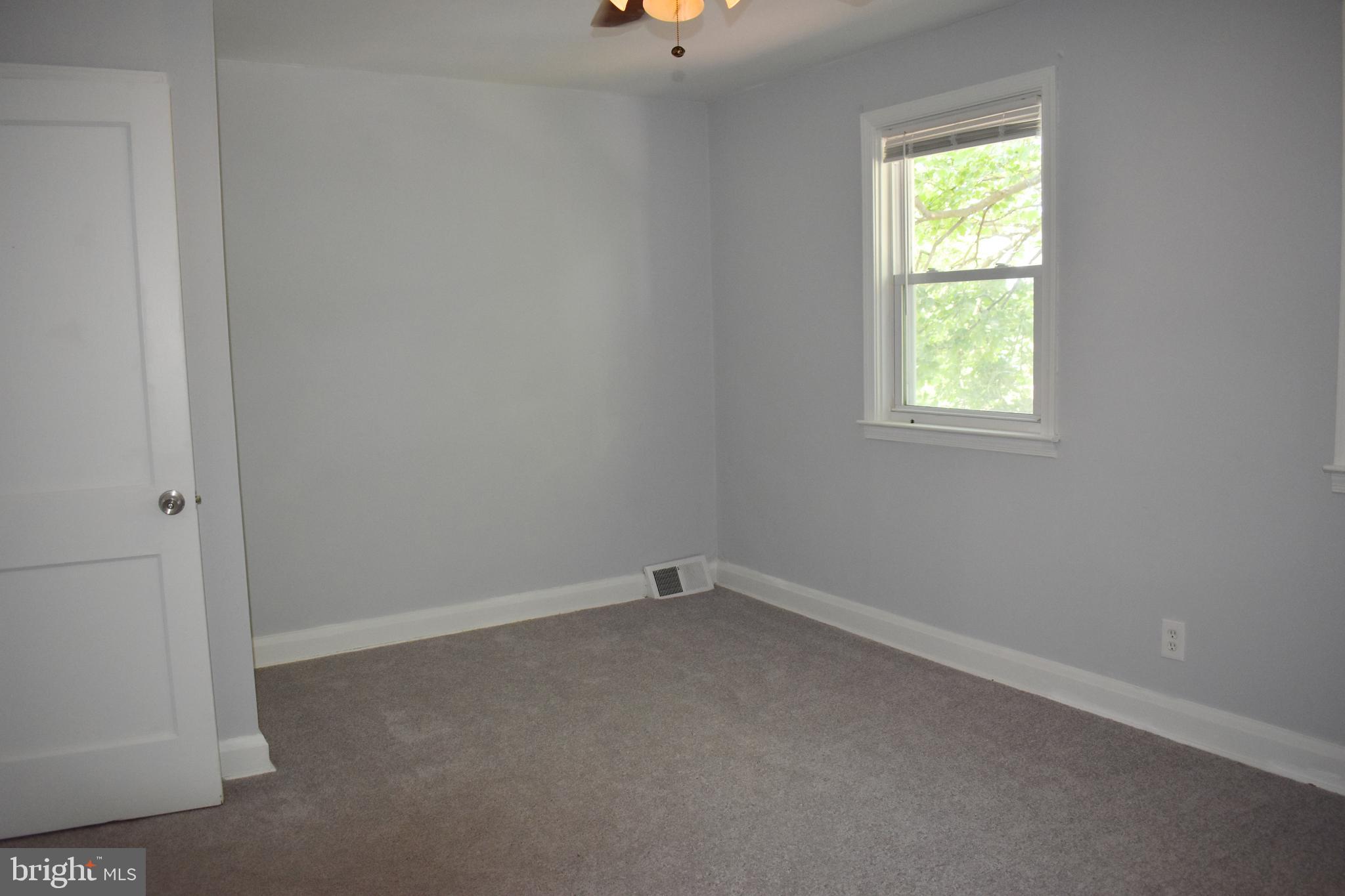 2760 Plainfield Road Baltimore, MD 21222 - Photo 18 of 26