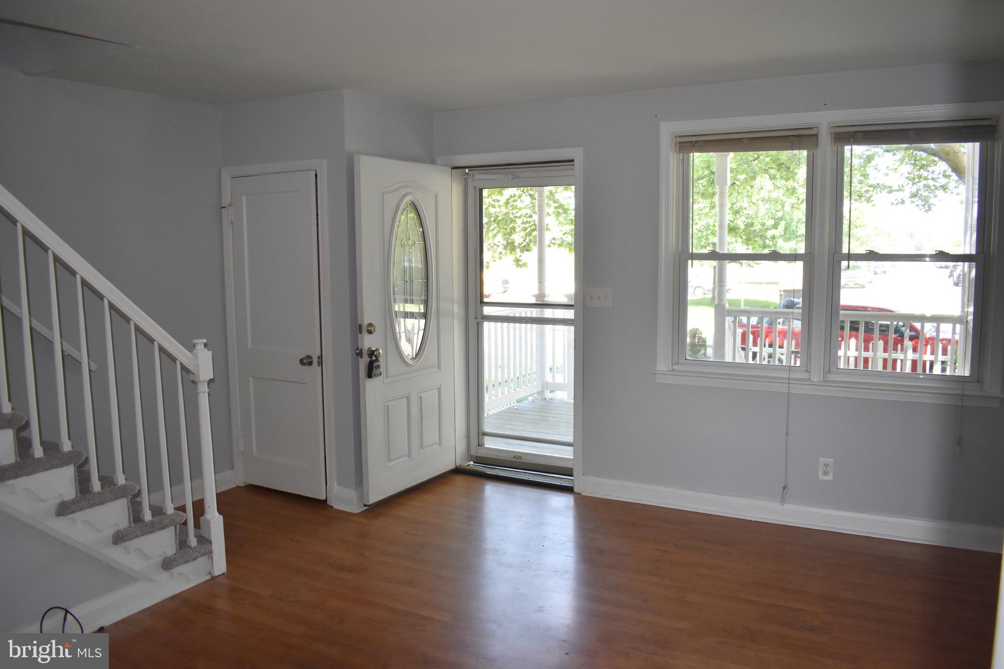 2760 Plainfield Road Baltimore, MD 21222 - Photo 4 of 26
