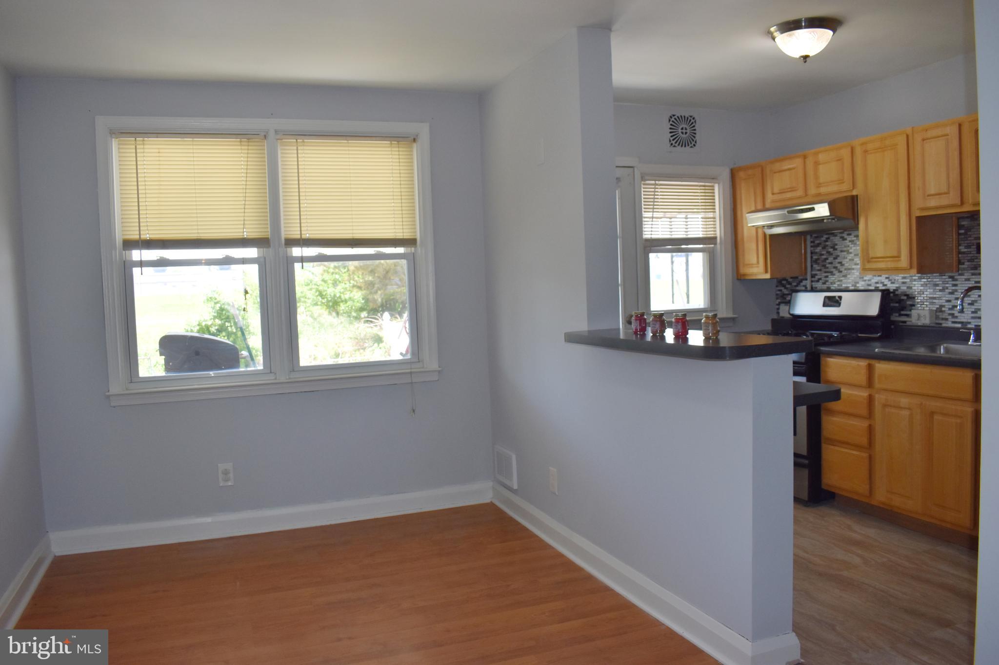 2760 Plainfield Road Baltimore, MD 21222 - Photo 7 of 26