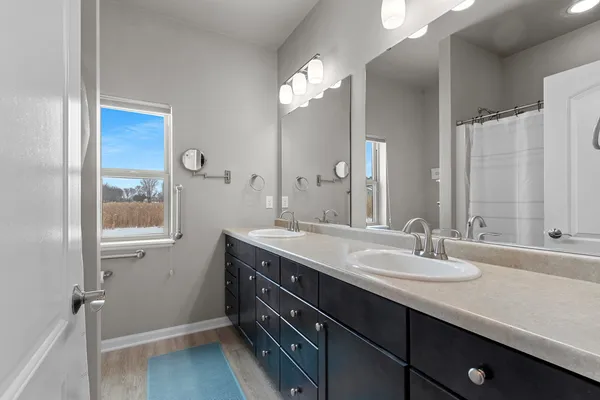$425,000 | 3655 Woods Edge Way, De Pere, WI 54115