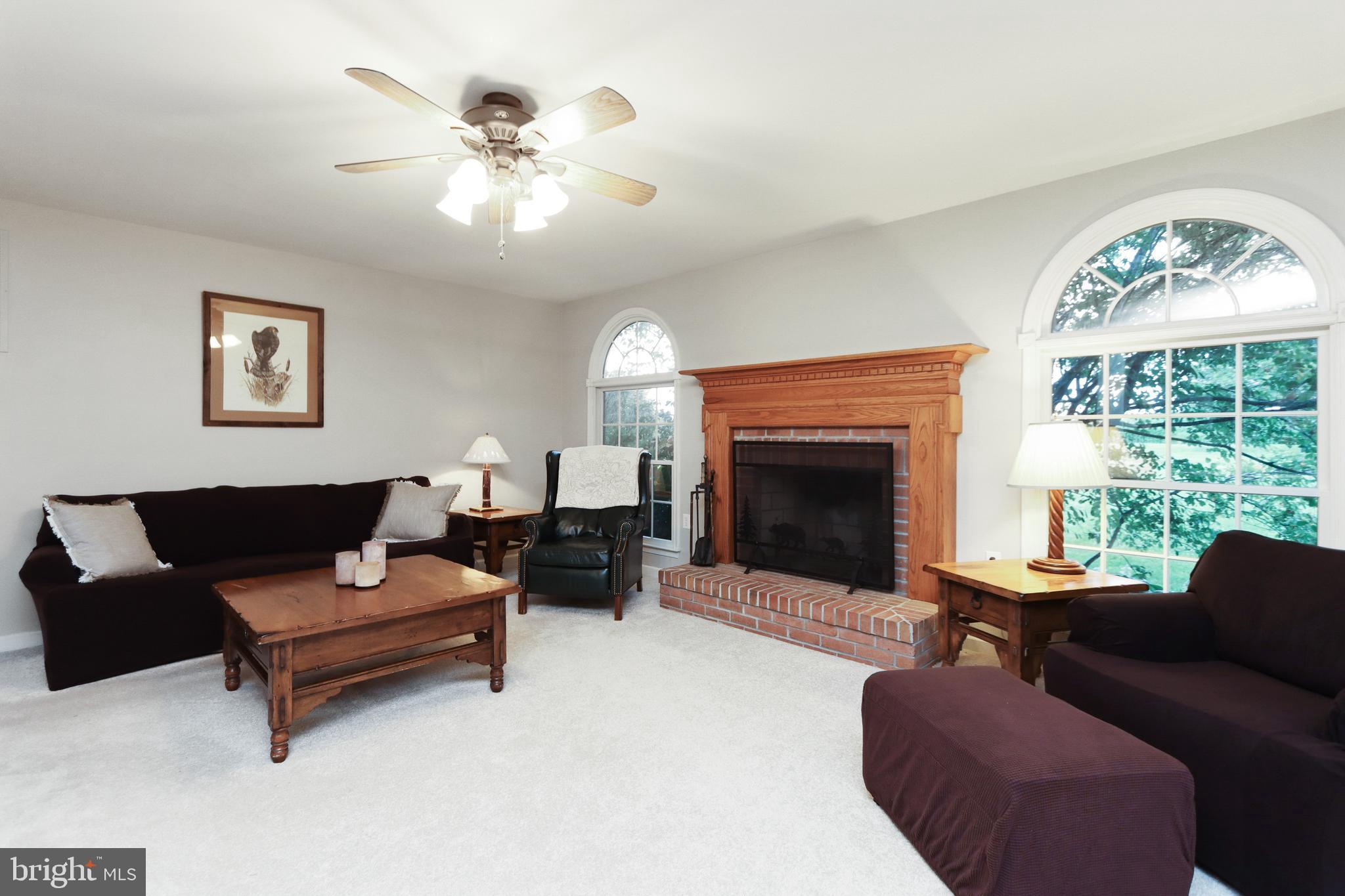 7401 Damascus Road Gaithersburg, MD 20882 - Photo 20 of 66 Family Room