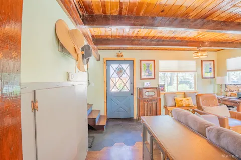 $625,000 | 952 Linda Avenue, South Lake Tahoe, CA 96150