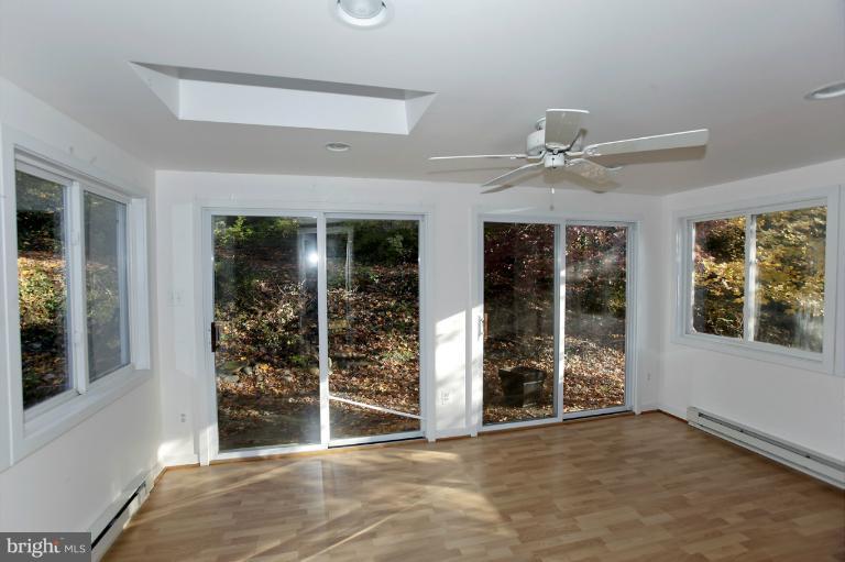 10709 Lockridge Drive Silver Spring, MD 20901 - Photo 10 of 17 Interior (General)